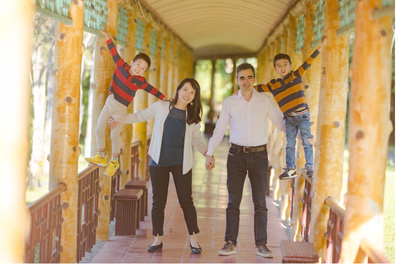 Family with two children in Italy, representing the financial planning needs of Europeans living in the US.